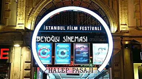 Festival de Cinema de Istambul: Um palco para a ousadia do cinema turco independente e a polêmica sobre censura