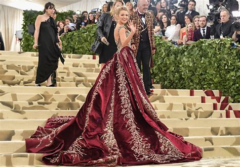 The Met Gala 2018: Uma Noite de Alta Moda e Discussões Polêmicas Sobre Representação e Apropriação Cultural